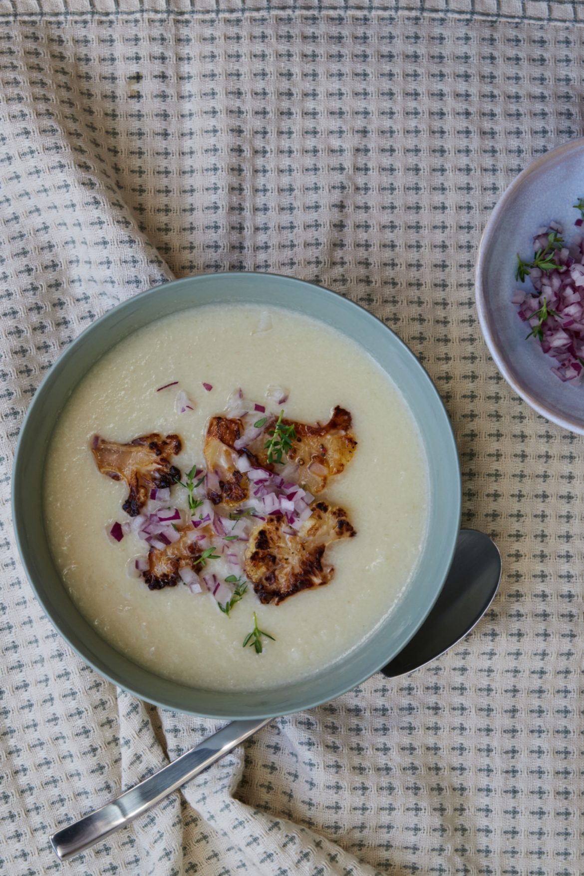 Blomkålssuppe med stegt blomkål_Fotor